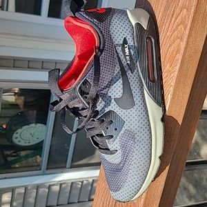 Nike AirMax sz 9.5